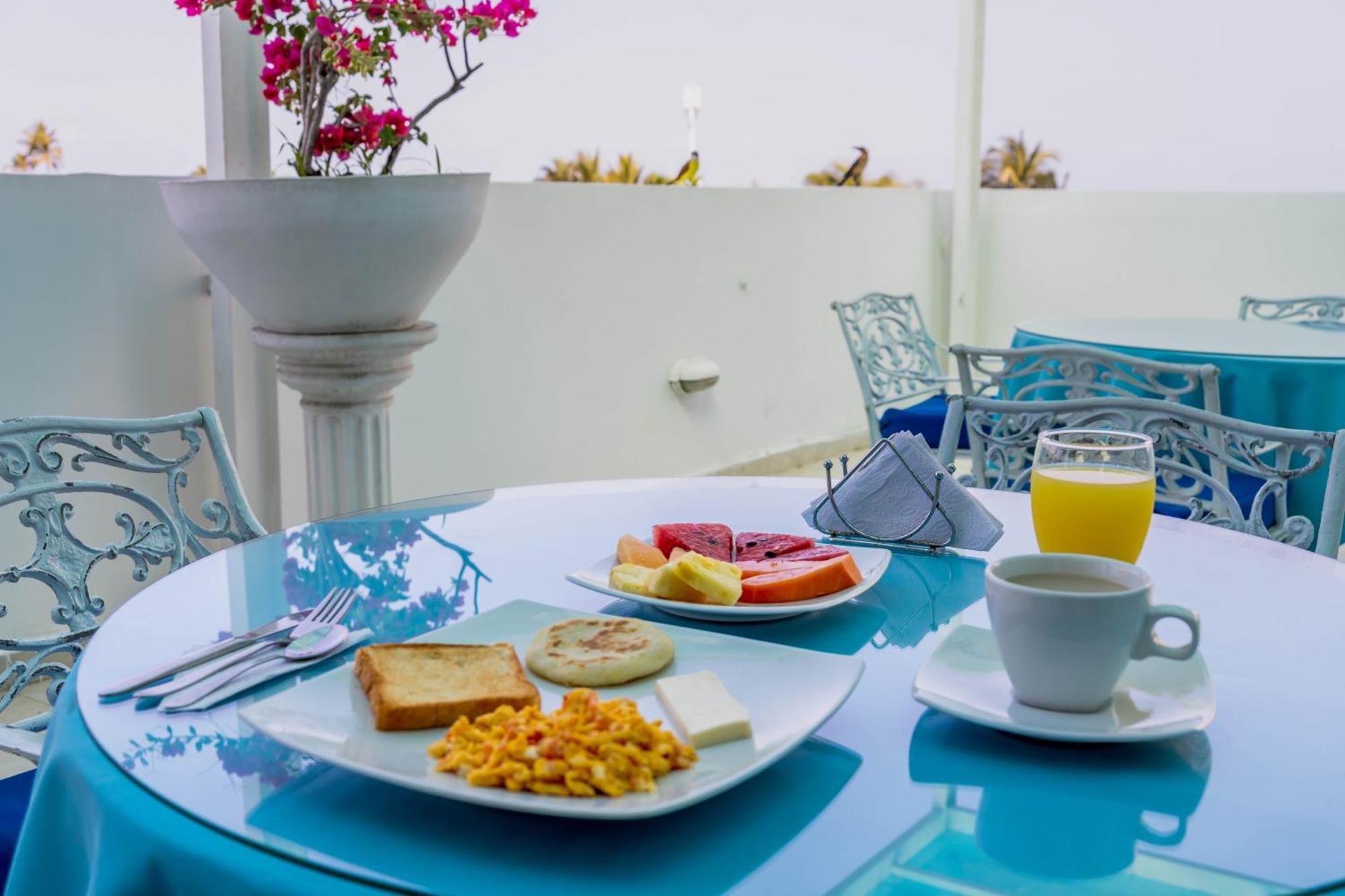 Hotel Coral Reef Cartagena מראה חיצוני תמונה